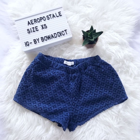 Aeropostale Pants - 🌷 • Lace Lined Summer Shorts •